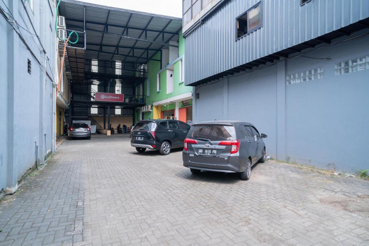 Reddoorz Near Flyover Arjosari Malang Exterior photo