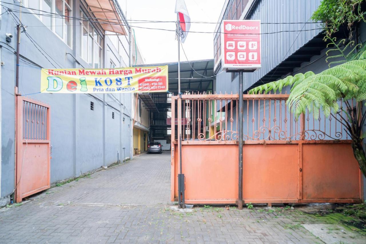 Reddoorz Near Flyover Arjosari Malang Exterior photo